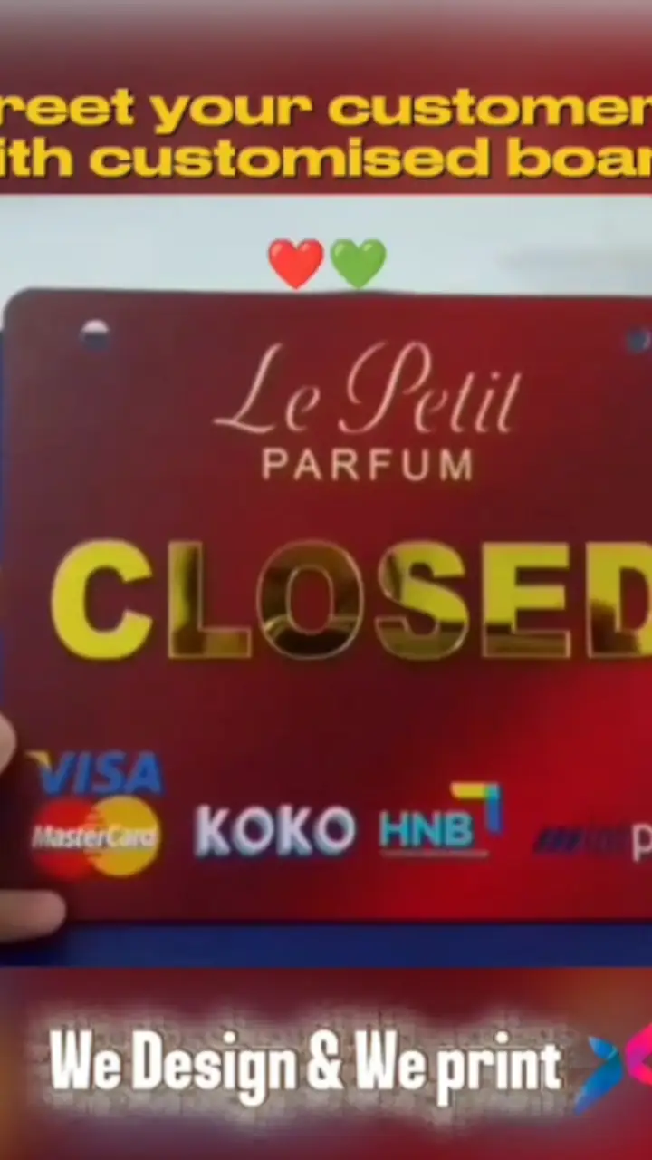 Closed sign made for a perfume shop door